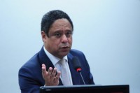 Orlando Silva diz que urgência de PL das Fake News depende de negociação na Câmara